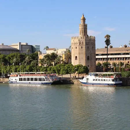 Resitur Luxury Suit A Seville Exterior photo